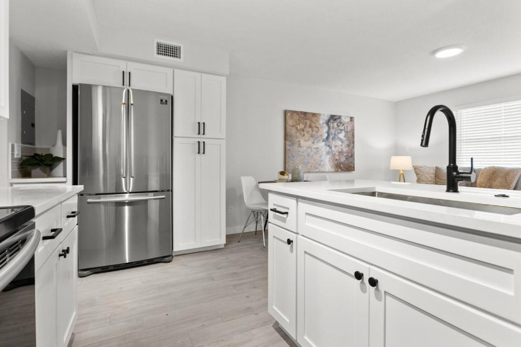 University Serenity Suites Tampa Exteriör bild