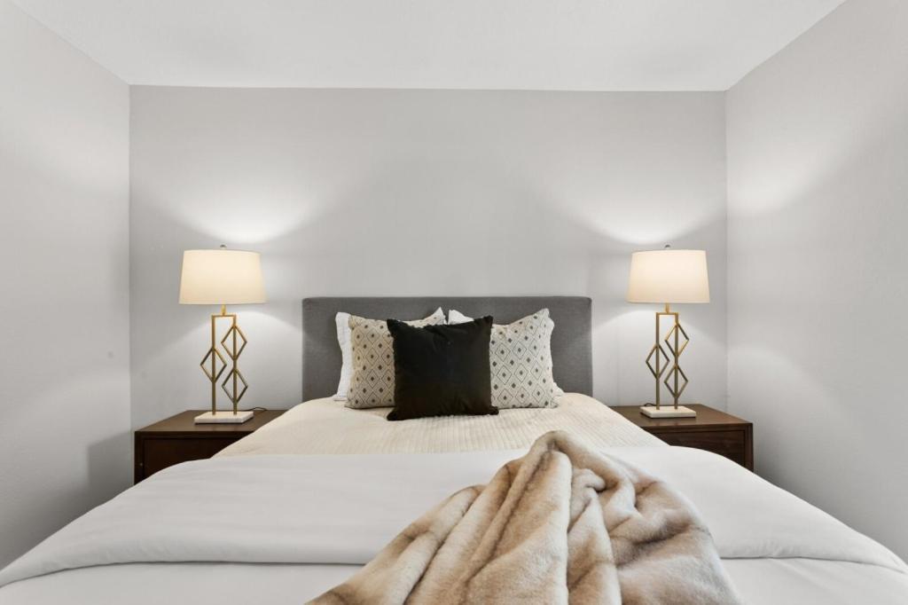 University Serenity Suites Tampa Exteriör bild